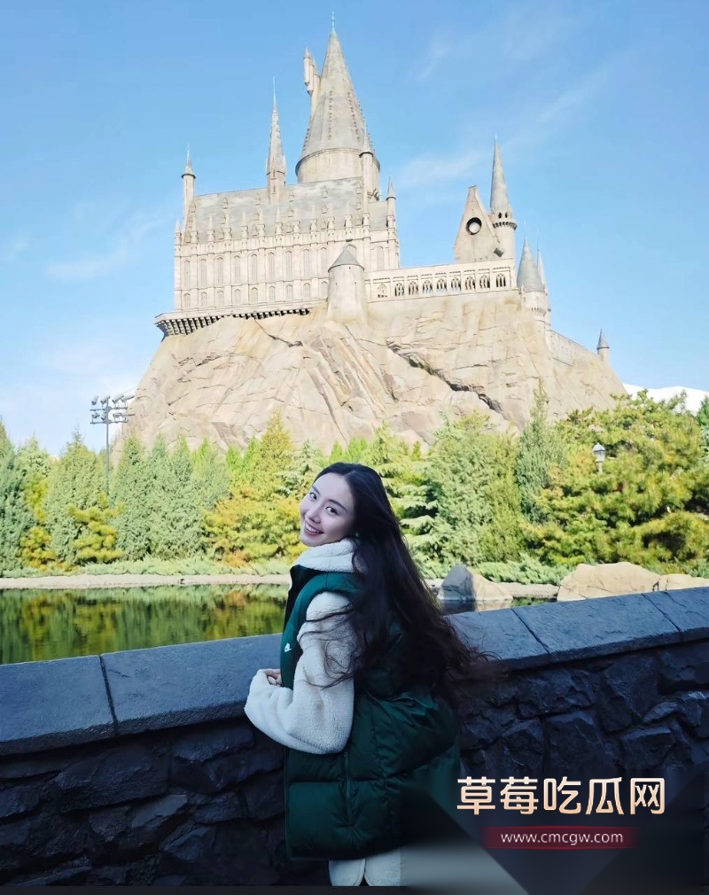 霍尊复出消息冲上热搜 几年前他被女友陈露写小作文曝光出轨嫖娼而宣布退圈 现想当无事发生重新复出圈钱?! 10 霍尊复出消息冲上热搜 几年前他被女友陈露写小作文曝光出轨嫖娼而宣布退圈 现想当无事发生重新复出圈钱?! 10