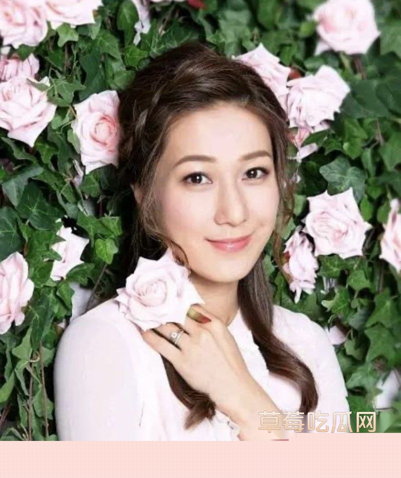 TVB早期花旦 十年诞下三子的好彩妹 钟嘉欣 被曝在加拿大起诉丈夫Jeremy 婚内出轨包养情妇 而且转移财产不给家用 童年女神被丑男坑惨! 9 TVB早期花旦 十年诞下三子的好彩妹 钟嘉欣 被曝在加拿大起诉丈夫Jeremy 婚内出轨包养情妇 而且转移财产不给家用 童年女神被丑男坑惨! 9