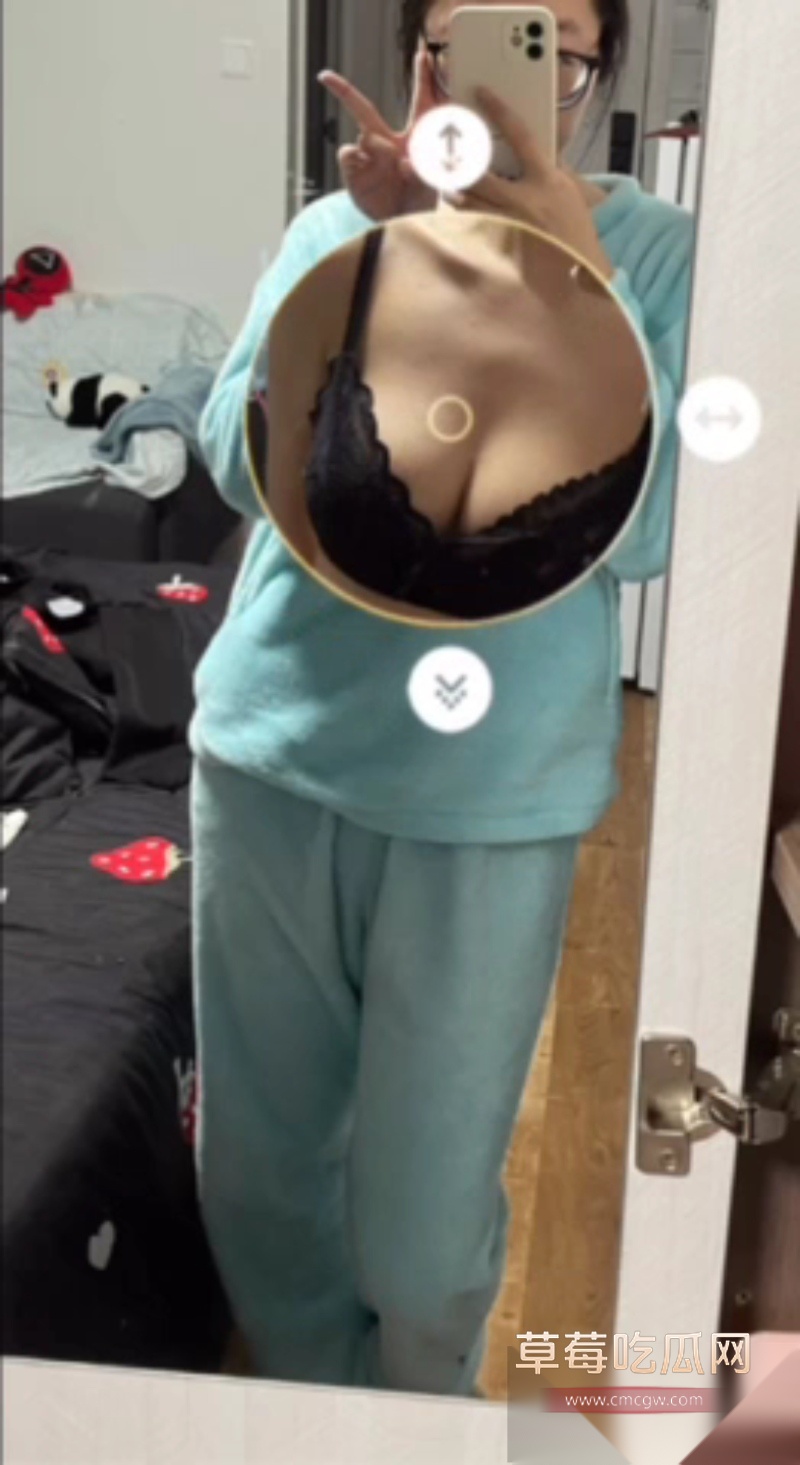 浙江反差婊肉便器刘杨 4