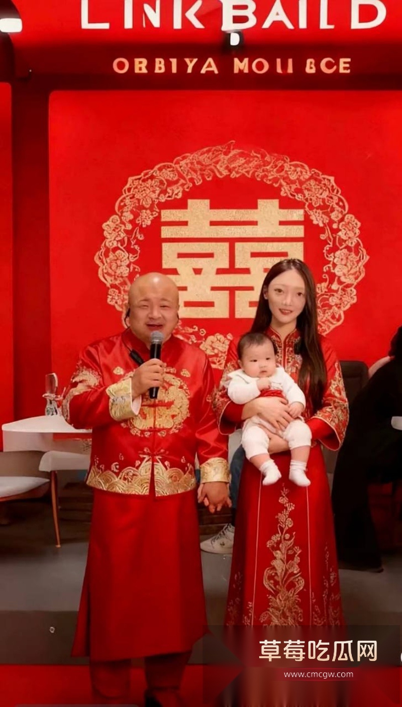 快手1150w粉丝大网红老狗前妻白羽直播控诉老狗不仅出轨女徒 9 快手1150w粉丝大网红老狗前妻白羽直播控诉老狗不仅出轨女徒 9