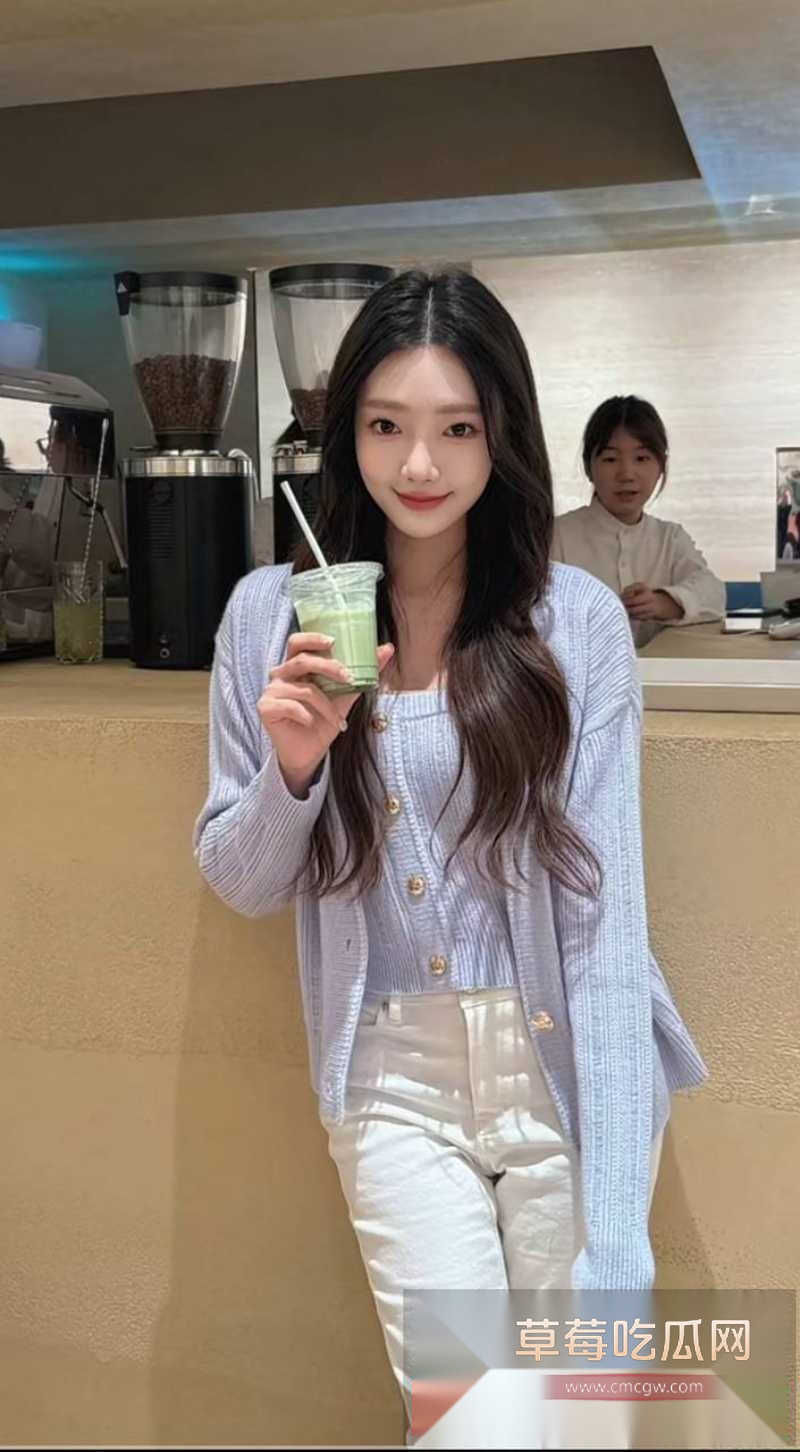 快手1150w粉丝大网红老狗前妻白羽直播控诉老狗不仅出轨女徒 17 快手1150w粉丝大网红老狗前妻白羽直播控诉老狗不仅出轨女徒 17