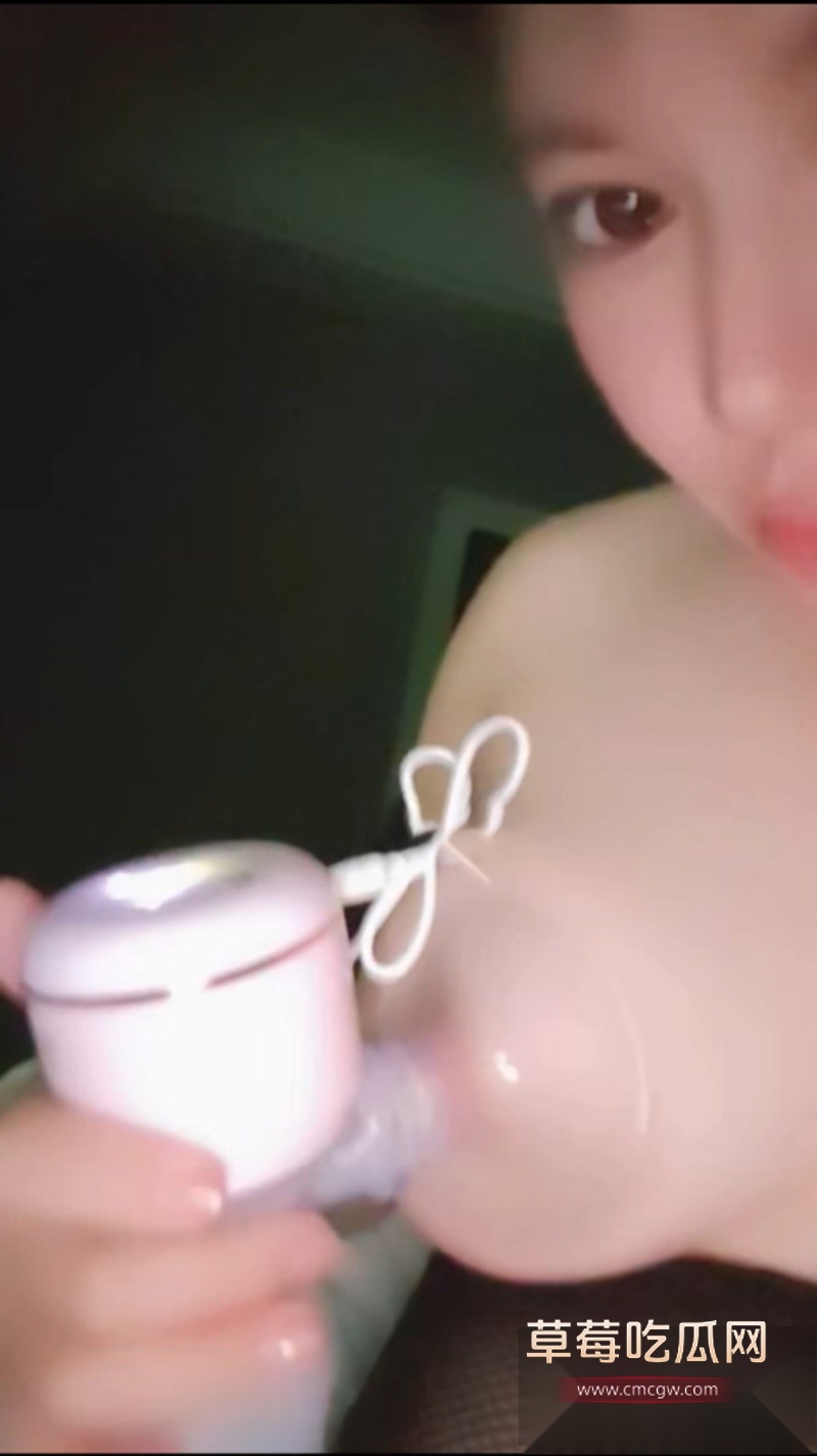 哺乳期大奶人妻 青果 14 哺乳期大奶人妻 青果 14