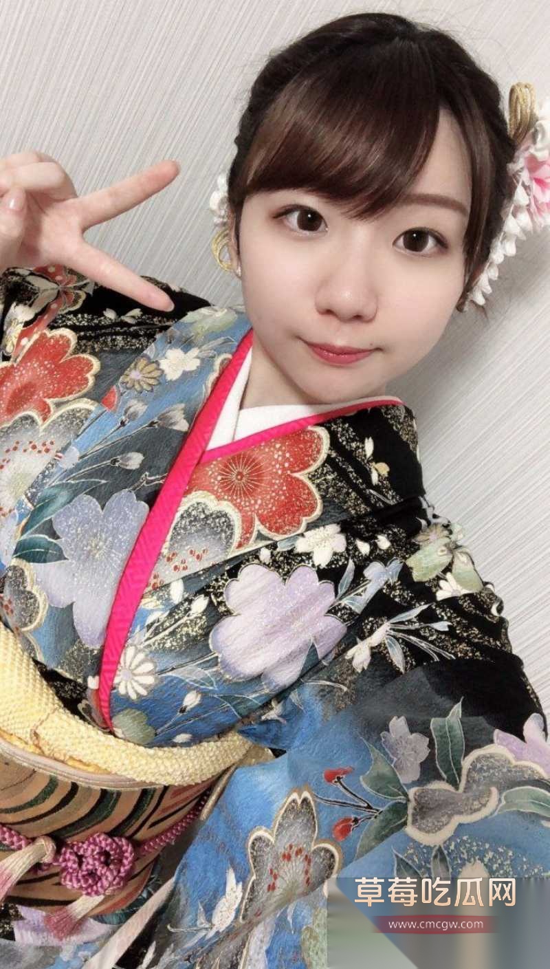 日本变态女职员OL自拍合集 2 日本变态女职员OL自拍合集 2
