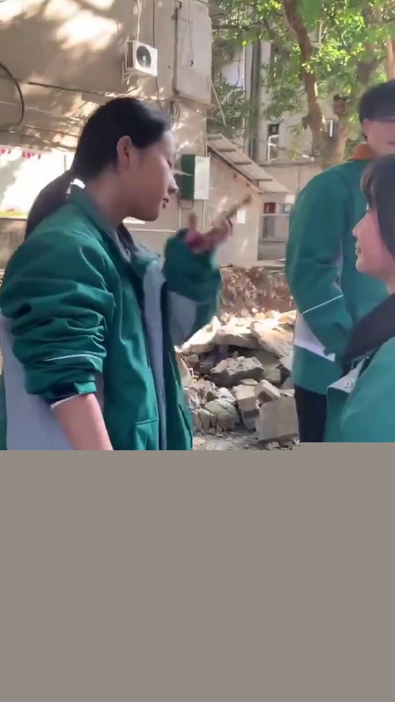 阆中中学发生校园霸凌事件8 阆中中学发生校园霸凌事件8