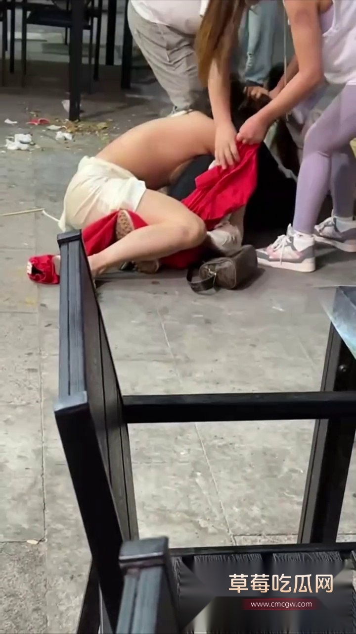 原配大战小三现场 5 原配大战小三现场 5
