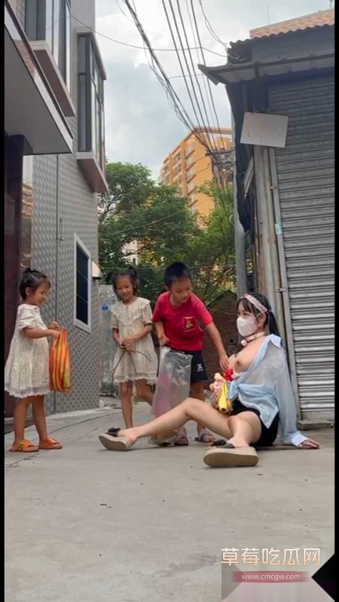 国产炸裂露出博主 广深贝贝 28 国产炸裂露出博主 广深贝贝 28