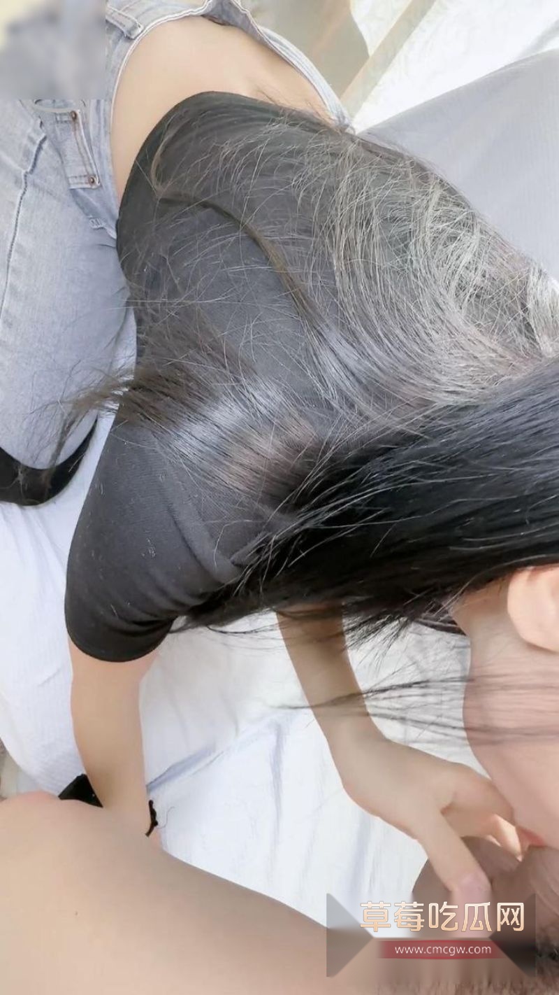 海角社区长腿长腿女儿丽丽精彩作品4