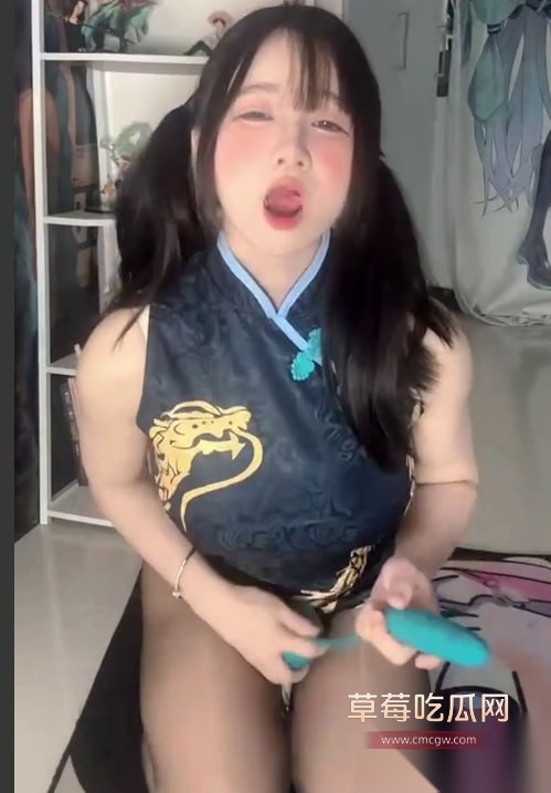 B站UP主蜜汁包丫的反差魅力 13 B站UP主蜜汁包丫的反差魅力 13