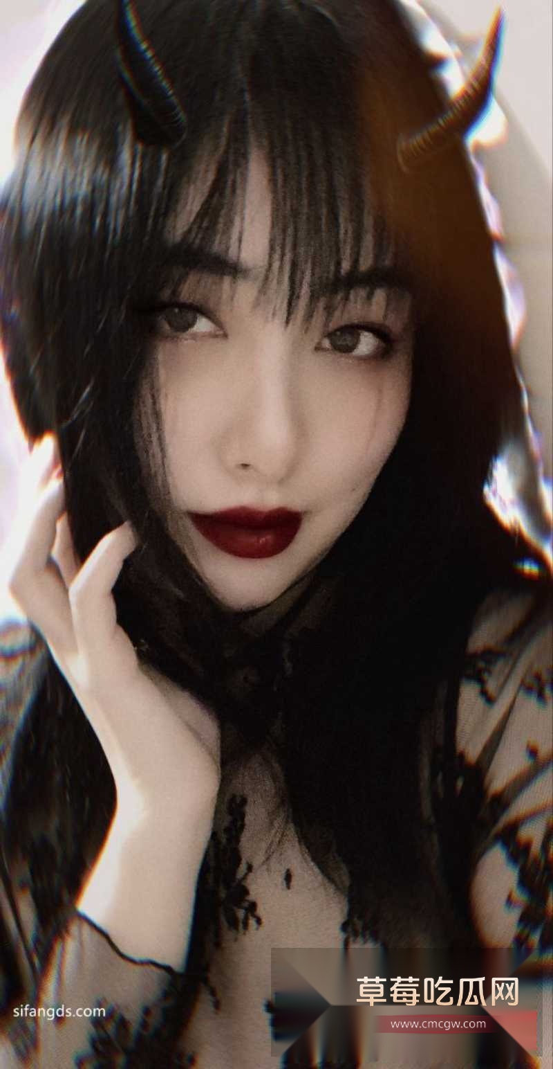 哺乳期顶级少妇杨子慧酒店落地窗被老板狂操 4 哺乳期顶级少妇杨子慧酒店落地窗被老板狂操 4
