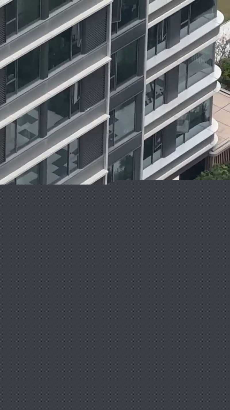 深圳湾悦府二期女子高空坠楼全过程清晰曝光 7