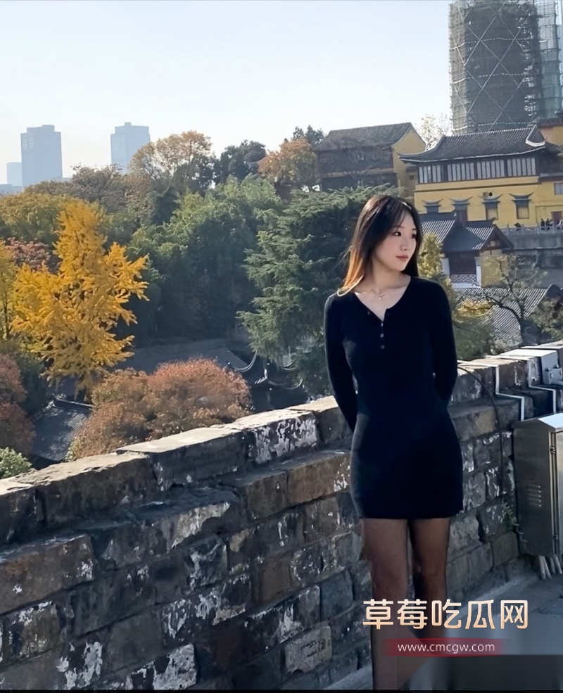 20岁精神小妹酒店被金主调教 1