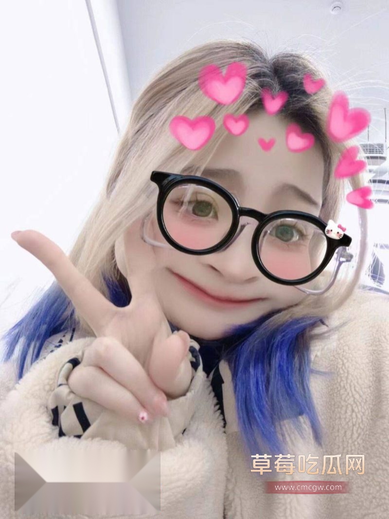 反差眼镜婊林笑笑总是以乖巧形象勾引男人2 反差眼镜婊林笑笑总是以乖巧形象勾引男人2