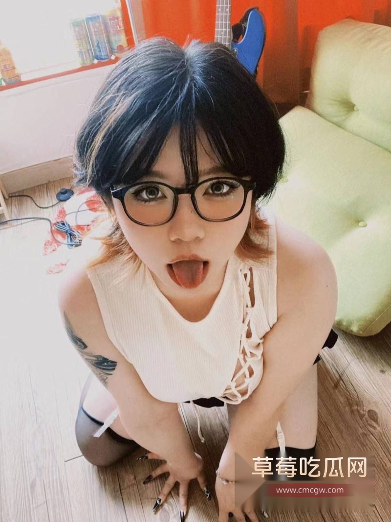 河南新乡女教师私下的反差样被男友泄密6 河南新乡女教师私下的反差样被男友泄密6