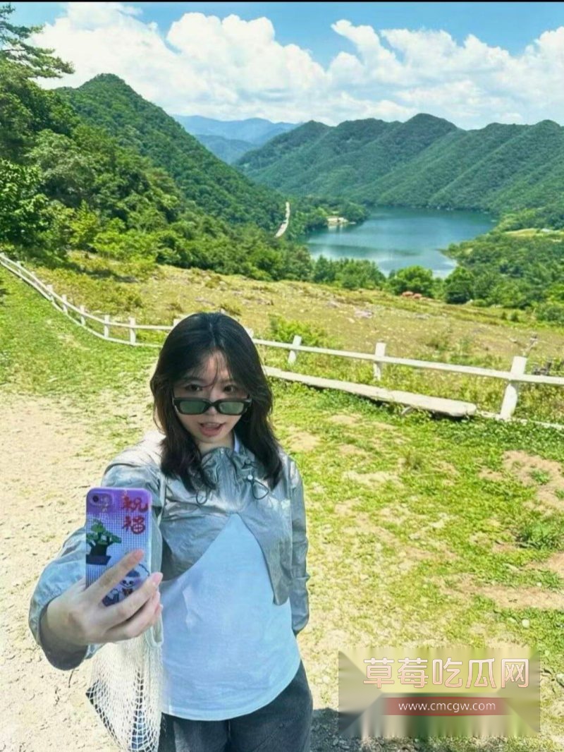 河南新乡女教师私下的反差样被男友泄密10 河南新乡女教师私下的反差样被男友泄密10