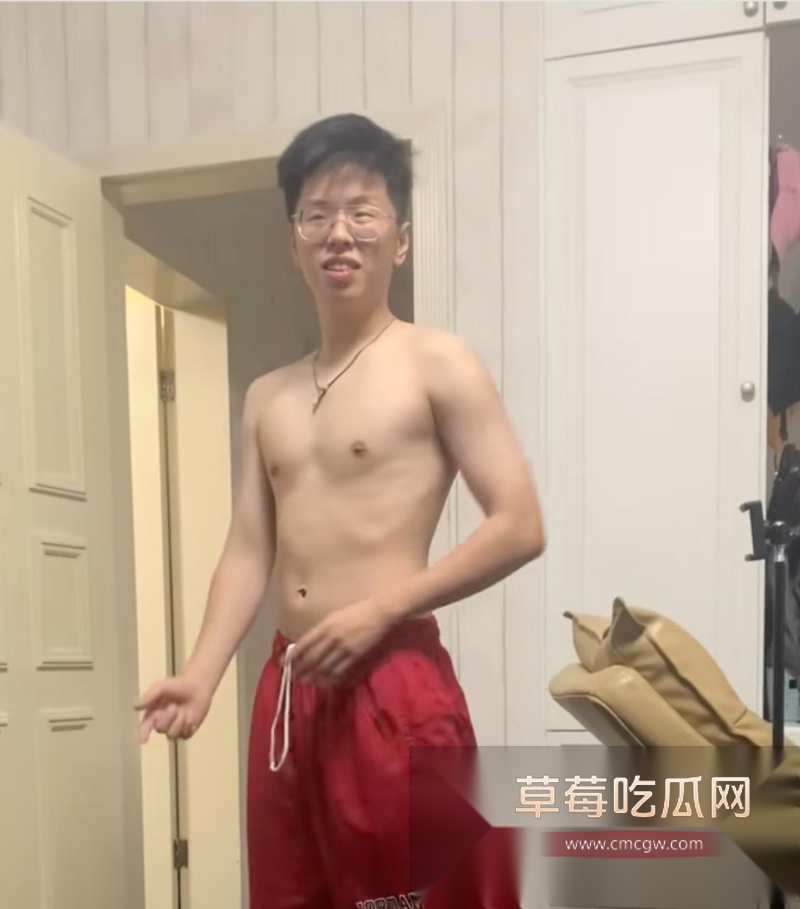 抖音网红rapper DQ兔 发视频控诉自己被男歌手michelen米其林不带套内射怀孕 1 抖音网红rapper DQ兔 发视频控诉自己被男歌手michelen米其林不带套内射怀孕 1