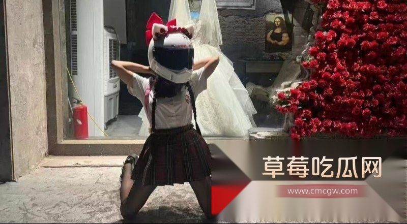 抖音1.5w粉丝机车擦边少女 秋宝 为了流量在直播间大放福利 1 抖音1.5w粉丝机车擦边少女 秋宝 为了流量在直播间大放福利 1