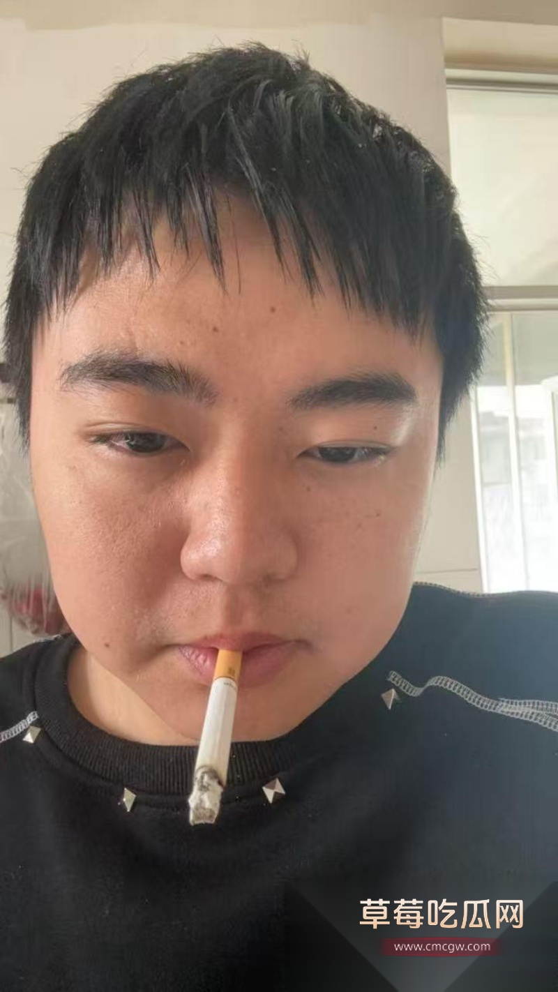斗鱼李老八旗下直播员 卷毛和管奚 为了博眼球赚流量 7 斗鱼李老八旗下直播员 卷毛和管奚 为了博眼球赚流量 7
