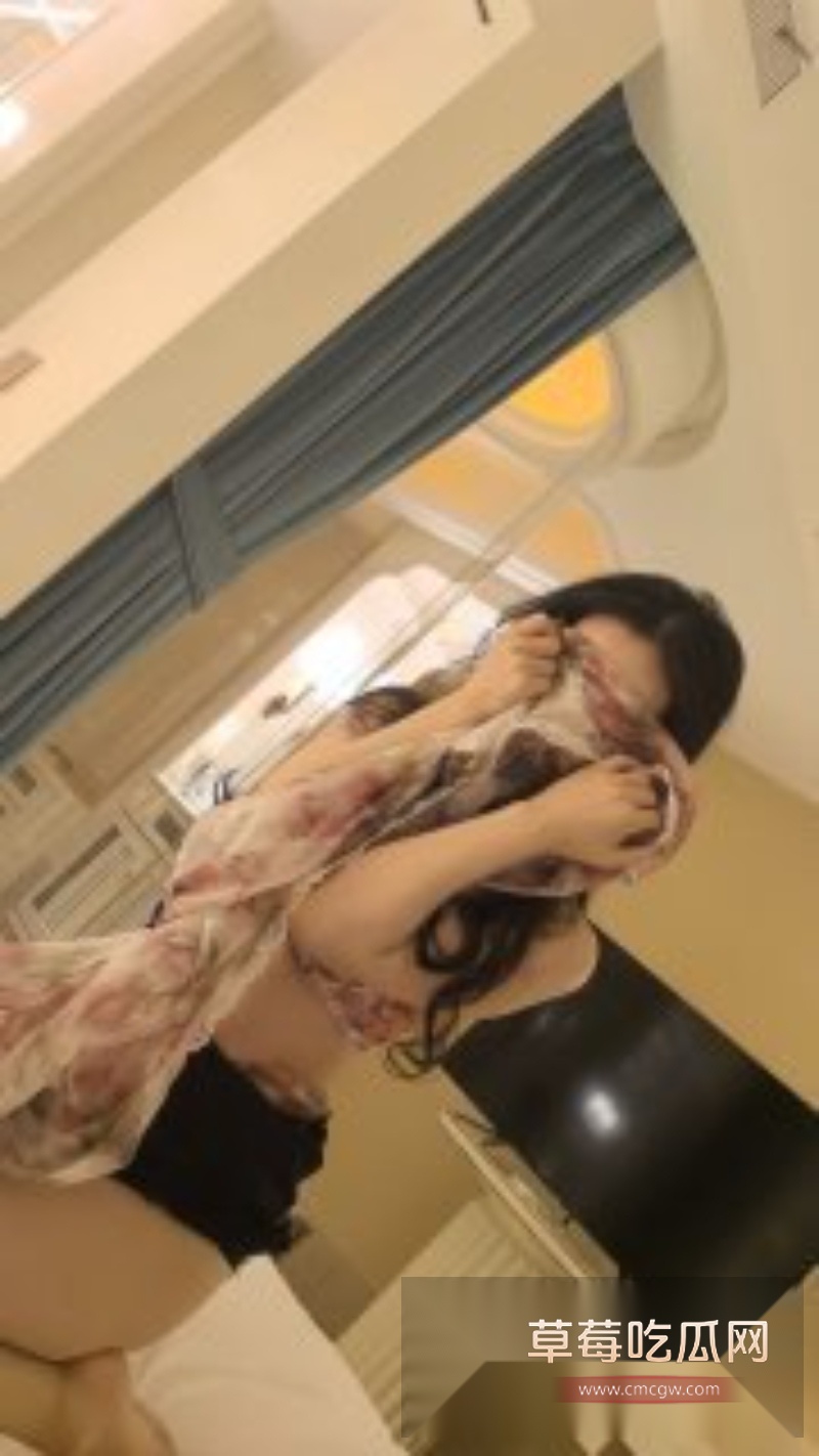 东北顶级老将林梦怡酒店出轨 深喉爆操熟女情趣十足 6 东北顶级老将林梦怡酒店出轨 深喉爆操熟女情趣十足 6