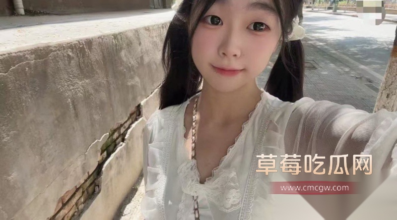 青岛大学23届萝莉学姐 给互联网金主爸爸拍摄定制自慰视频流出 7 青岛大学23届萝莉学姐 给互联网金主爸爸拍摄定制自慰视频流出 7