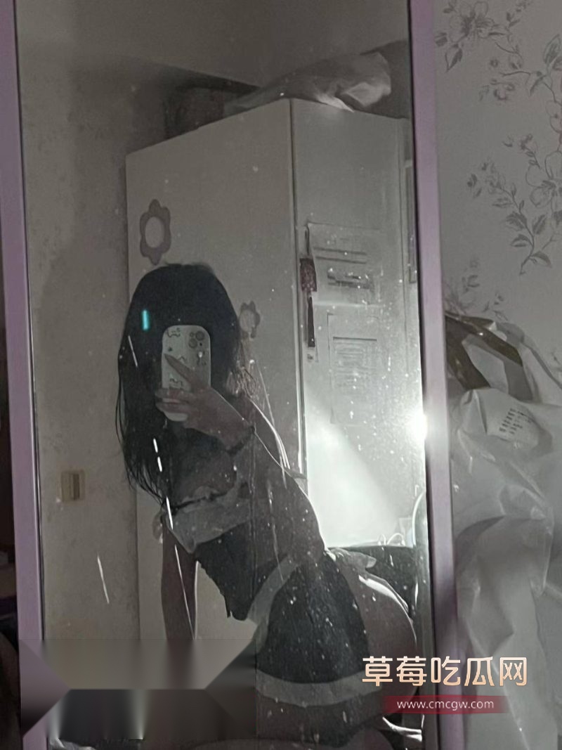 高三学生妹在最需要努力的年纪选择了爱情3 高三学生妹在最需要努力的年纪选择了爱情3