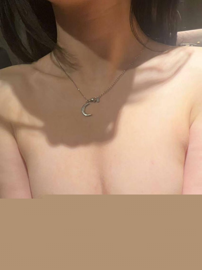 高三学生妹在最需要努力的年纪选择了爱情12 高三学生妹在最需要努力的年纪选择了爱情12