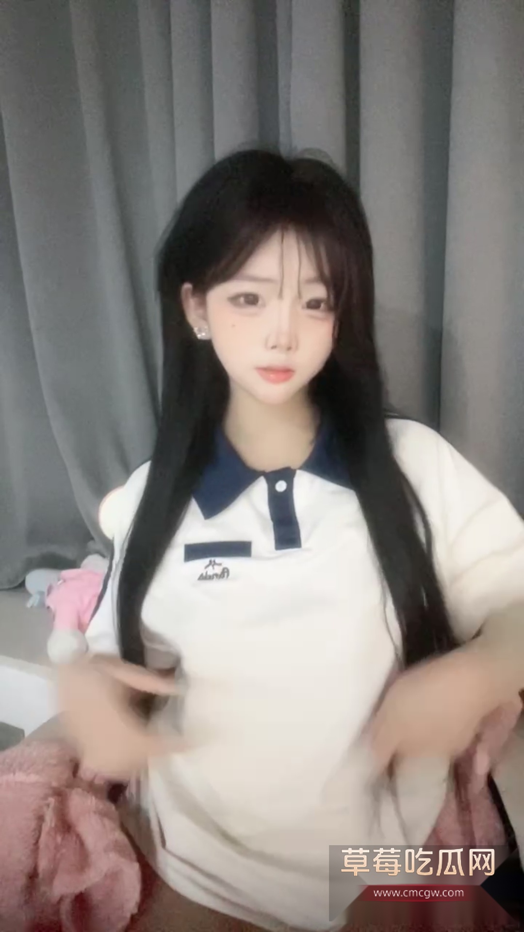 顶级萌妹 小奶葫芦 性爱直播 4 顶级萌妹 小奶葫芦 性爱直播 4