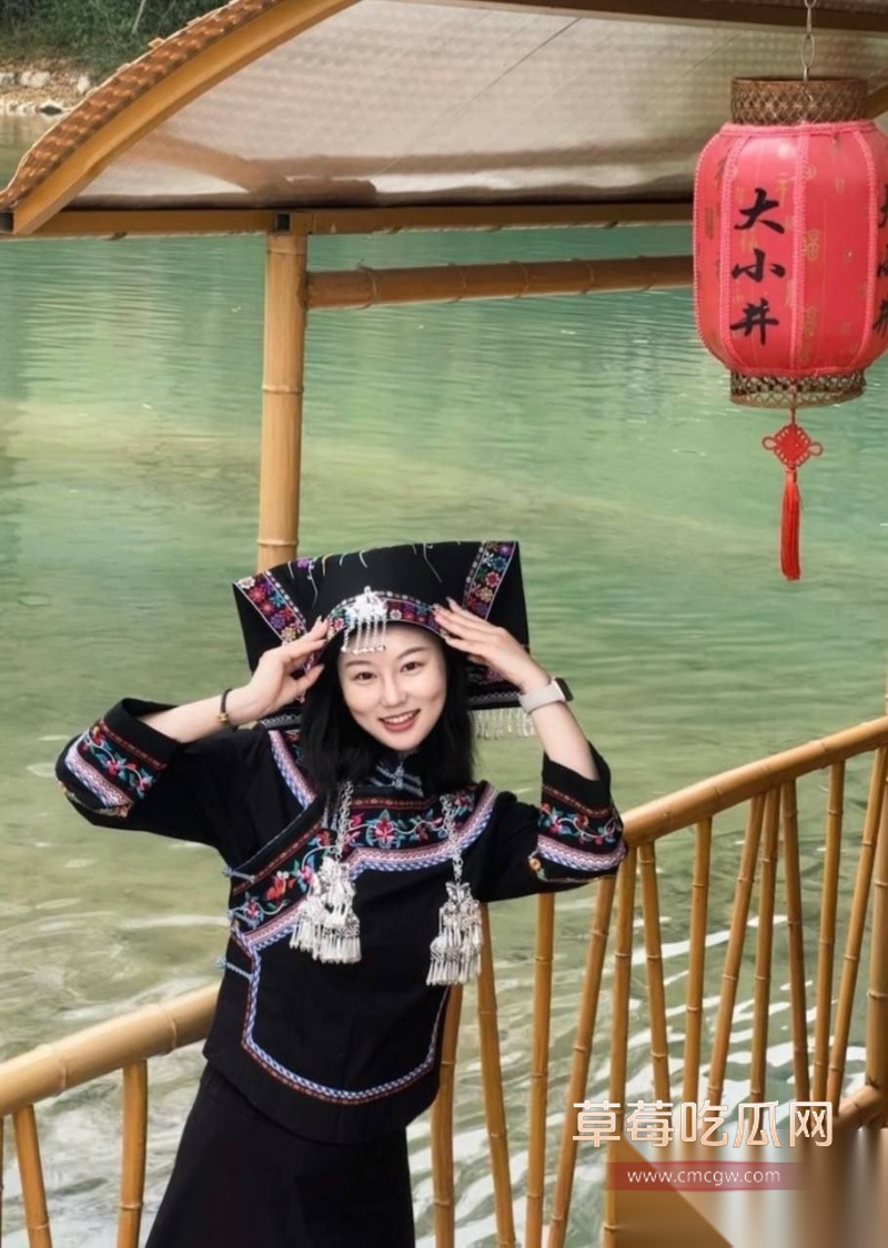 河南郑州教师人妻反差得一比 8 河南郑州教师人妻反差得一比 8