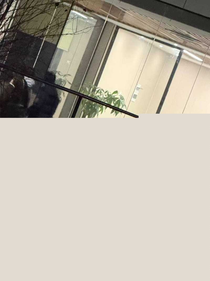 皖江工学院情侣在宿舍楼下活动室调情 9 皖江工学院情侣在宿舍楼下活动室调情 9
