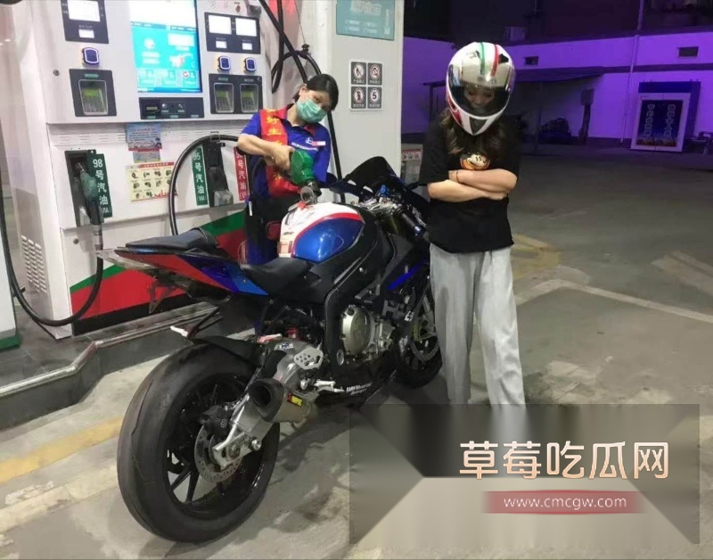 广州陈红霞与老公长期分居寂寞出轨 2