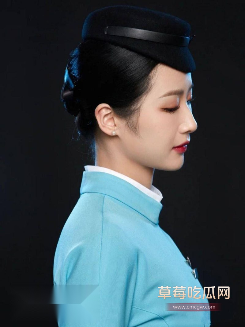 厦门航空空姐江煜星被小伙迷奸玩弄3