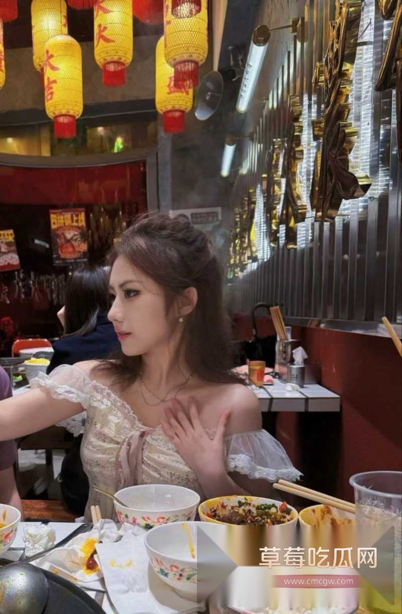 贵阳金发骚妹子杨佳丽 3 贵阳金发骚妹子杨佳丽 3