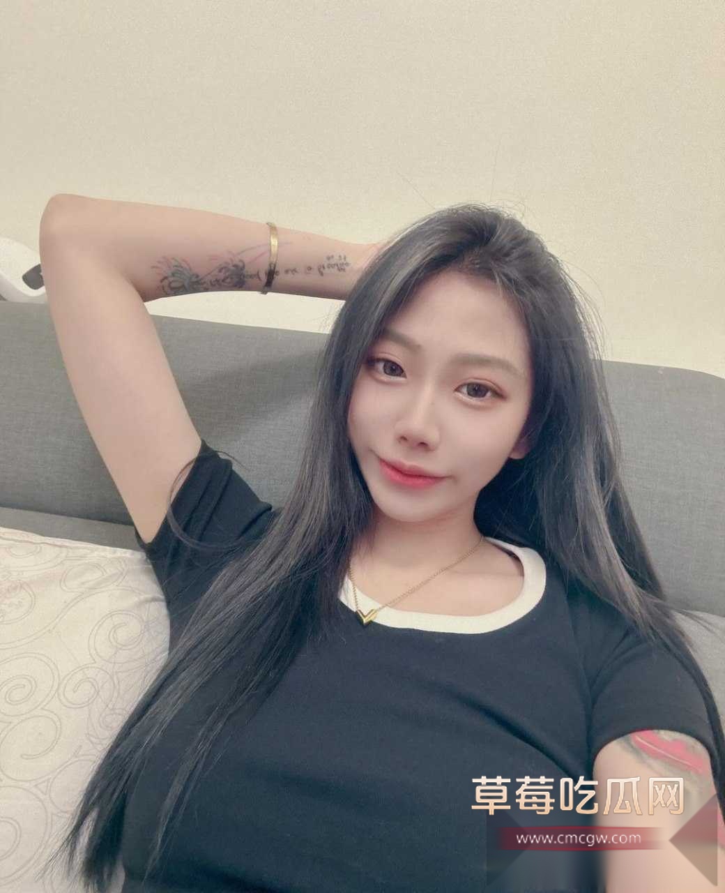 IG高颜满背纹身的小网红娜娜 9 IG高颜满背纹身的小网红娜娜 9