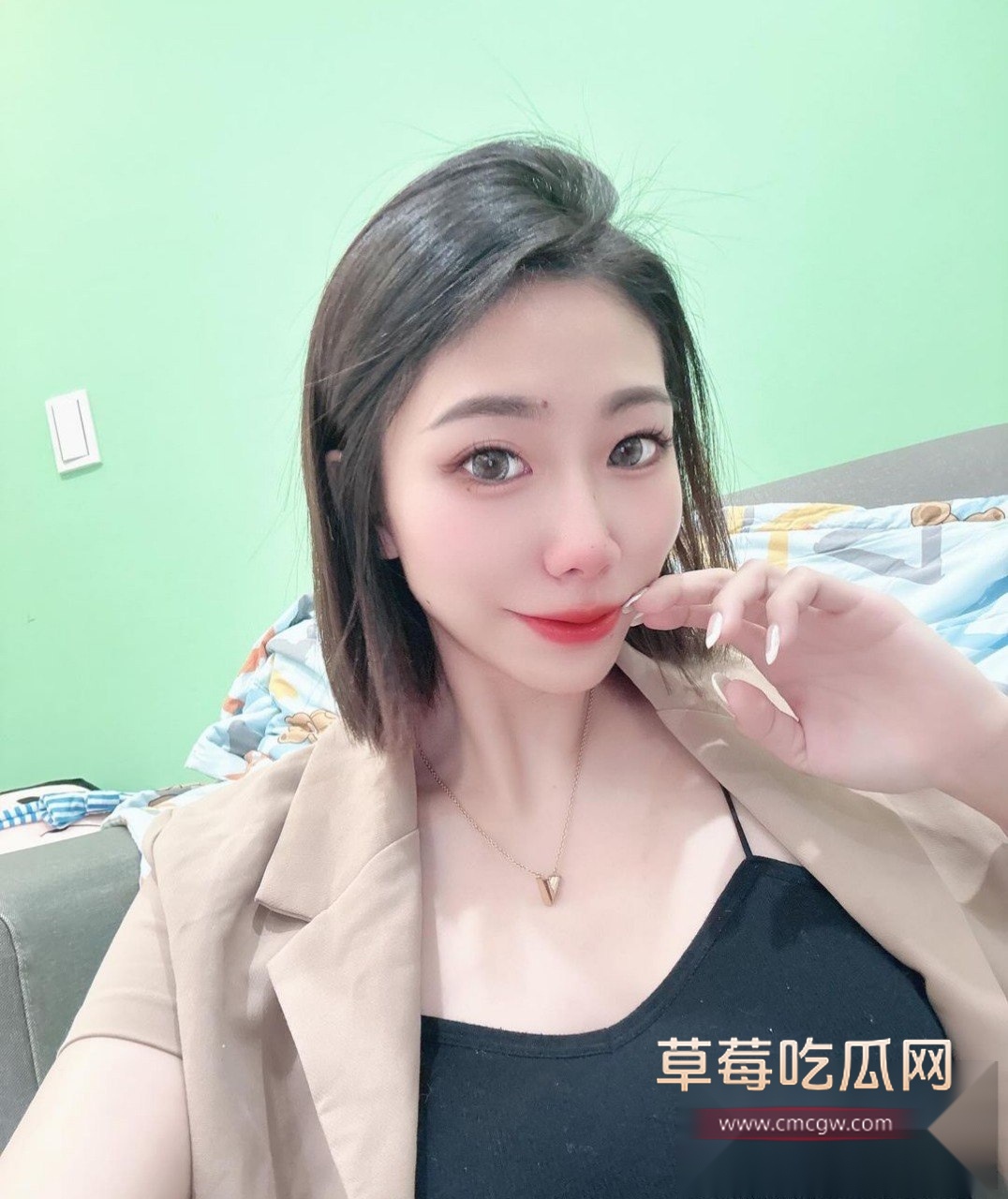 IG高颜满背纹身的小网红娜娜 12 IG高颜满背纹身的小网红娜娜 12
