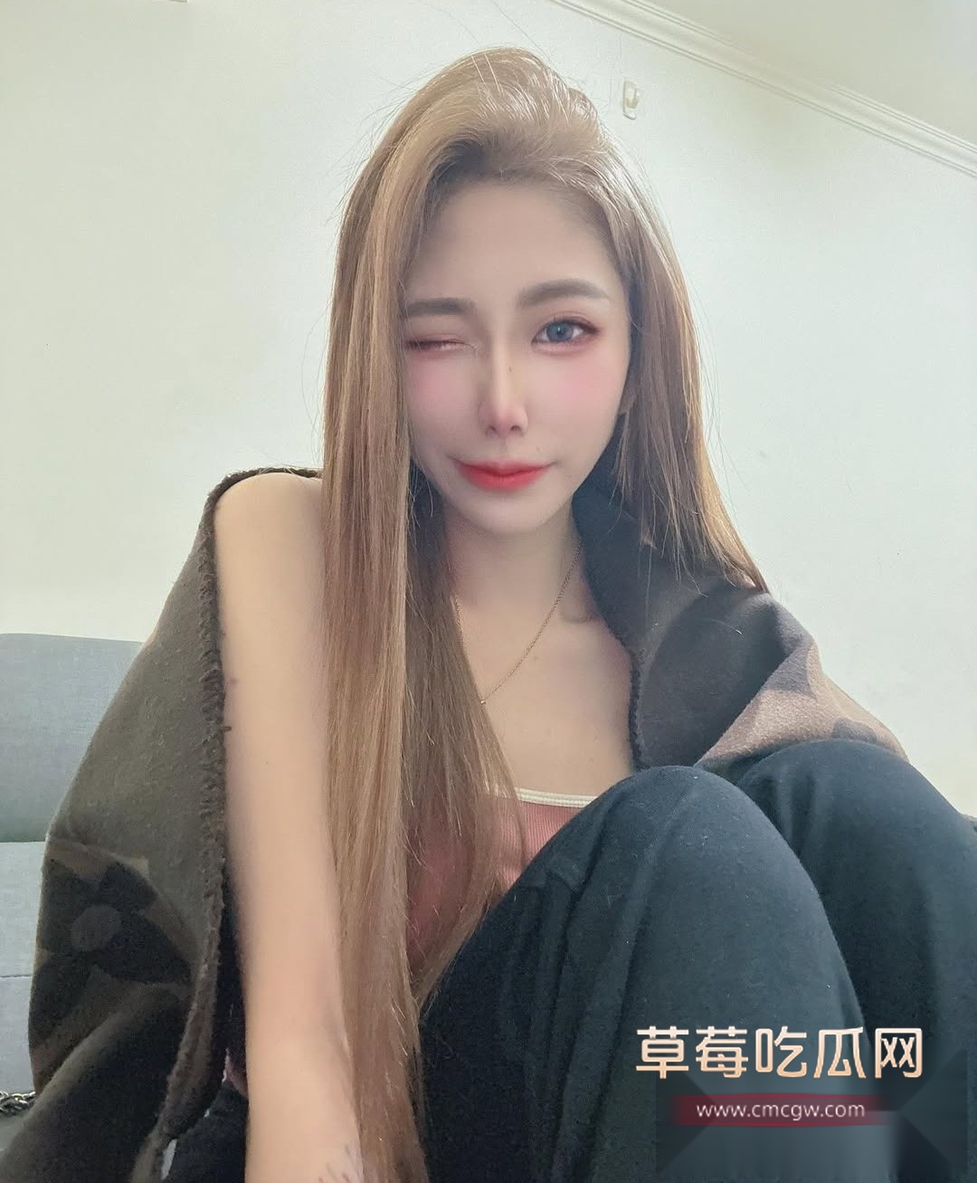 IG高颜满背纹身的小网红娜娜 17 IG高颜满背纹身的小网红娜娜 17