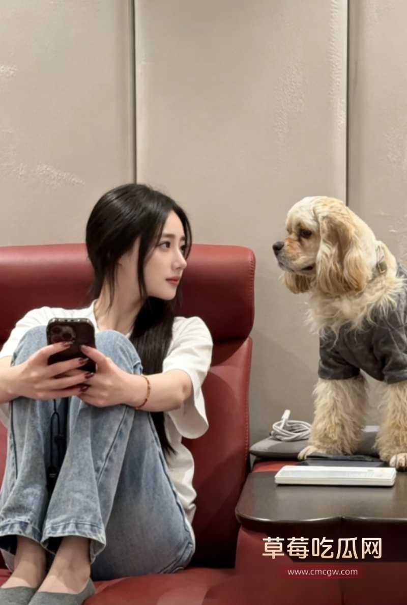 白衬衫牛仔裤女孩的白月光杀伤力3 白衬衫牛仔裤女孩的白月光杀伤力3