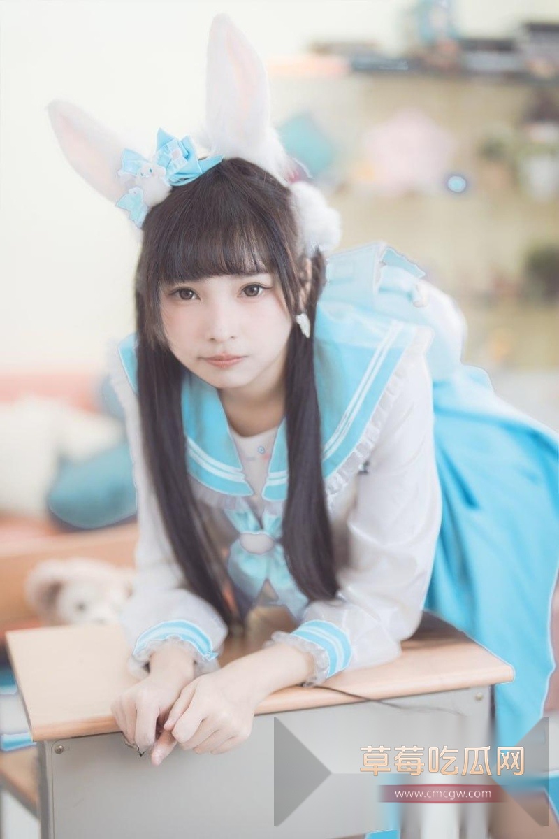 嫩妹落落Raku水手服自慰 2 嫩妹落落Raku水手服自慰 2