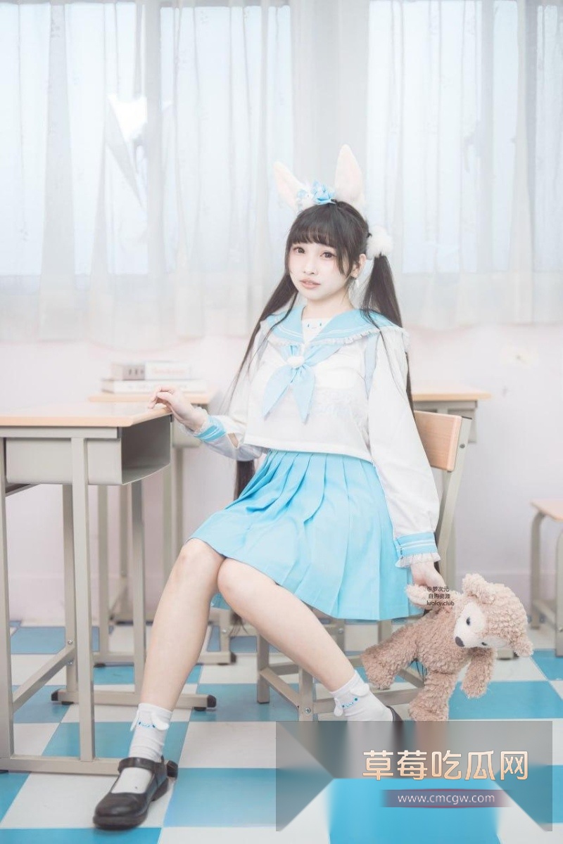 嫩妹落落Raku水手服自慰 7 嫩妹落落Raku水手服自慰 7
