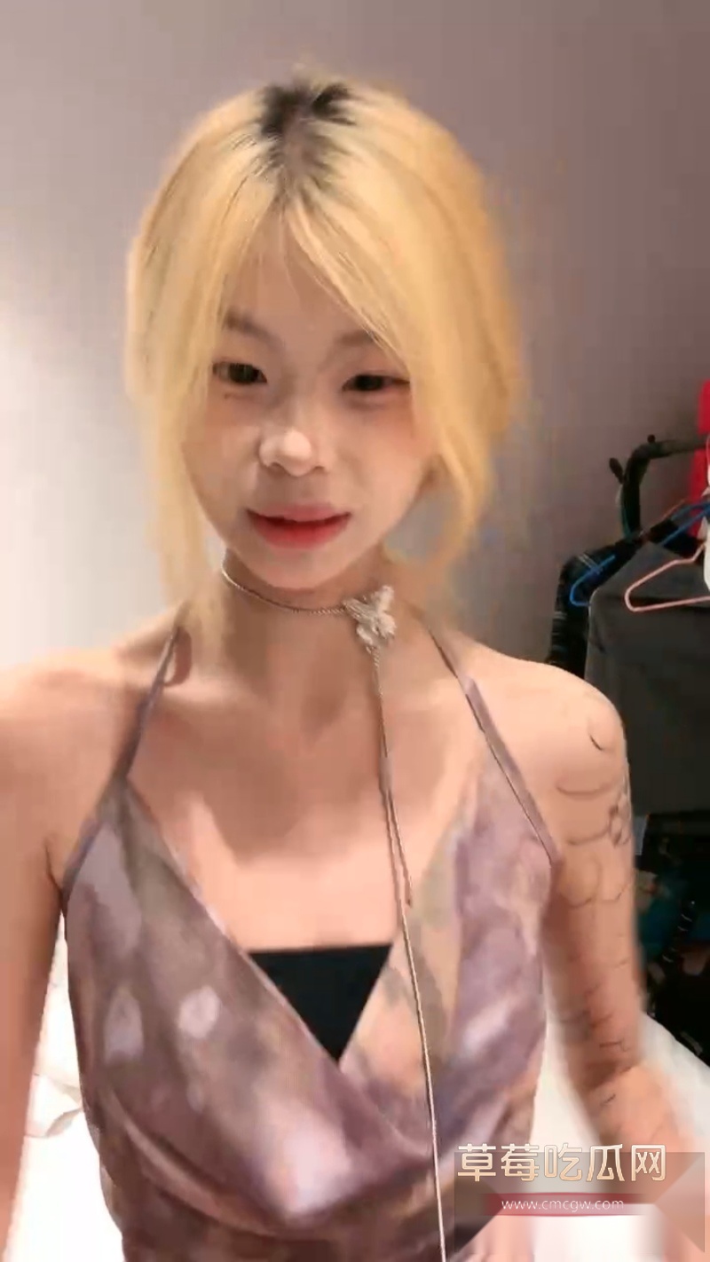 花臂黄毛精神小妹5 1 花臂黄毛精神小妹5 1