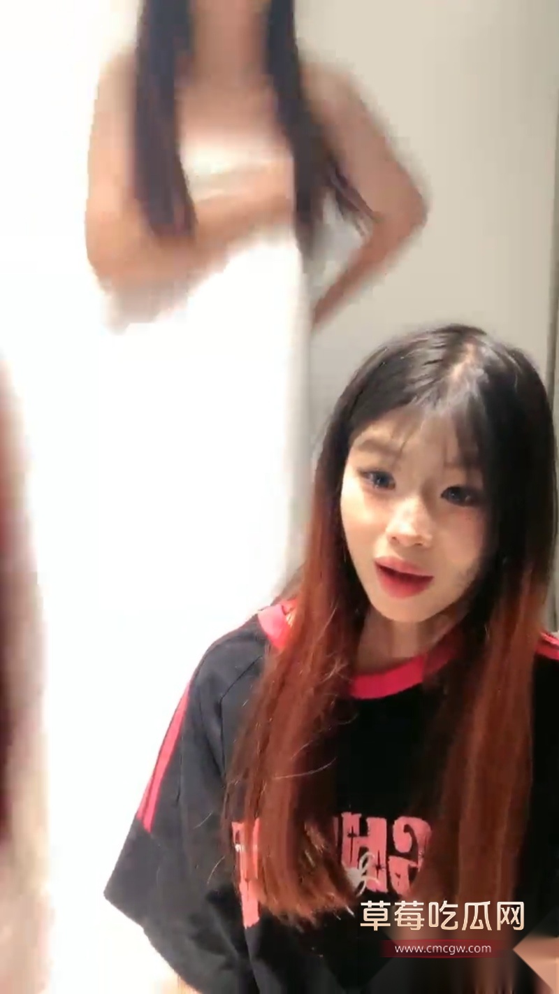 花臂黄毛精神小妹6 3 花臂黄毛精神小妹6 3