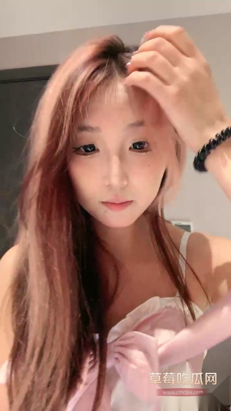 花臂黄毛精神小妹8 15 花臂黄毛精神小妹8 15