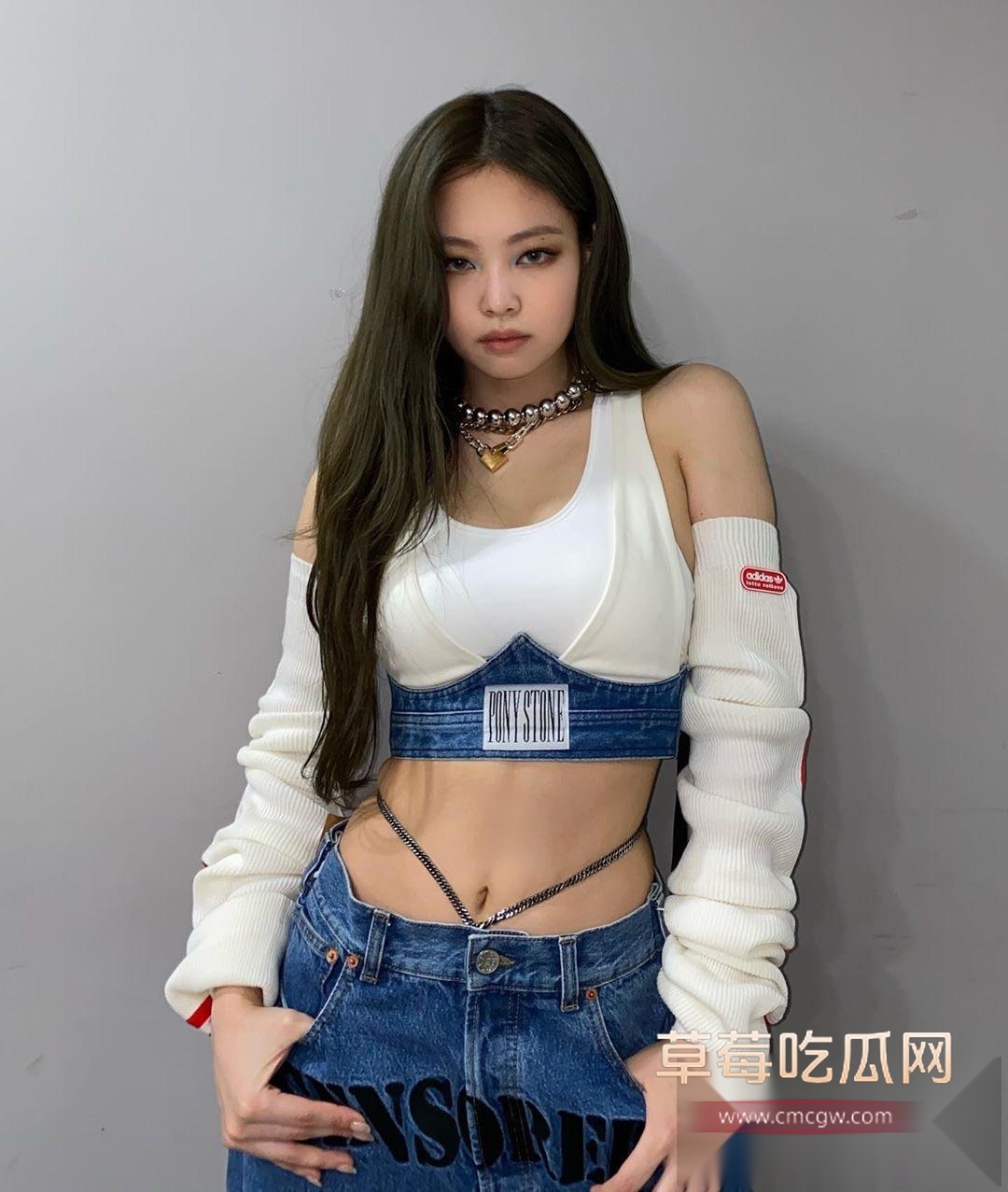 blackpink成员Jennie泡澡露奶私照 22 blackpink成员Jennie泡澡露奶私照 22