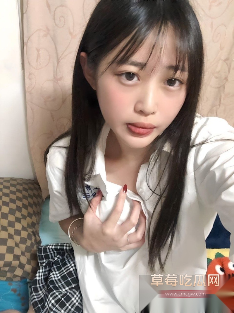 湖北卫校马小朵和男友视频泄密 1