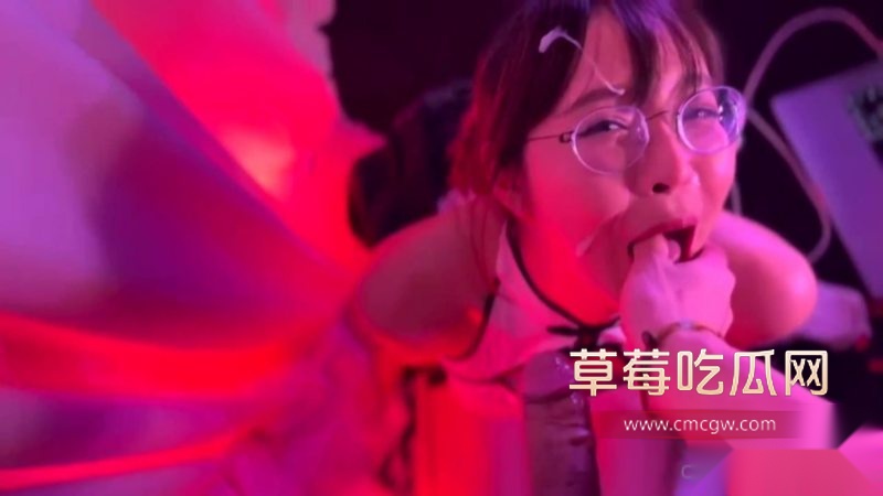 泰国反差女神deerlong的狂野性爱私拍9 泰国反差女神deerlong的狂野性爱私拍9