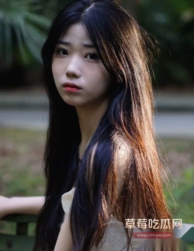加拿大颜值超高的华人留学生杨露 19 加拿大颜值超高的华人留学生杨露 19