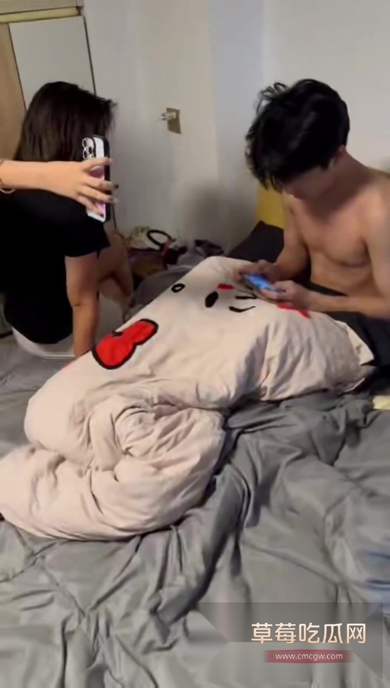 精神小伙与精神小妹的复杂爱情剧 2 精神小伙与精神小妹的复杂爱情剧 2