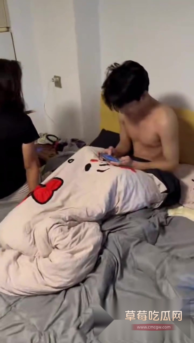 精神小伙与精神小妹的复杂爱情剧 3 精神小伙与精神小妹的复杂爱情剧 3