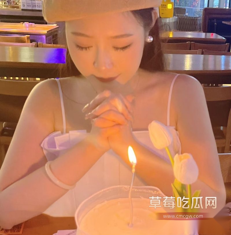 河南小三的私密照片1 河南小三的私密照片1