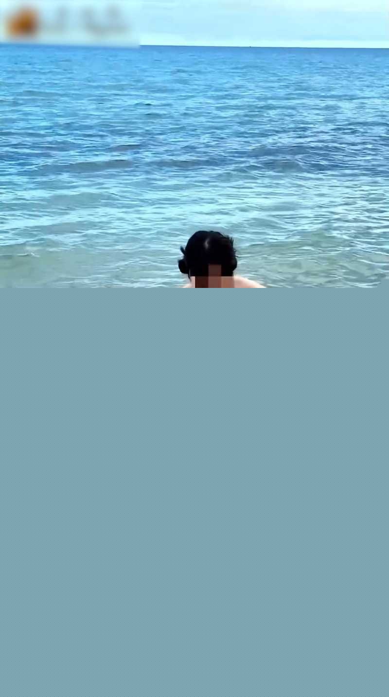 黑胶带限定连体泳装 4