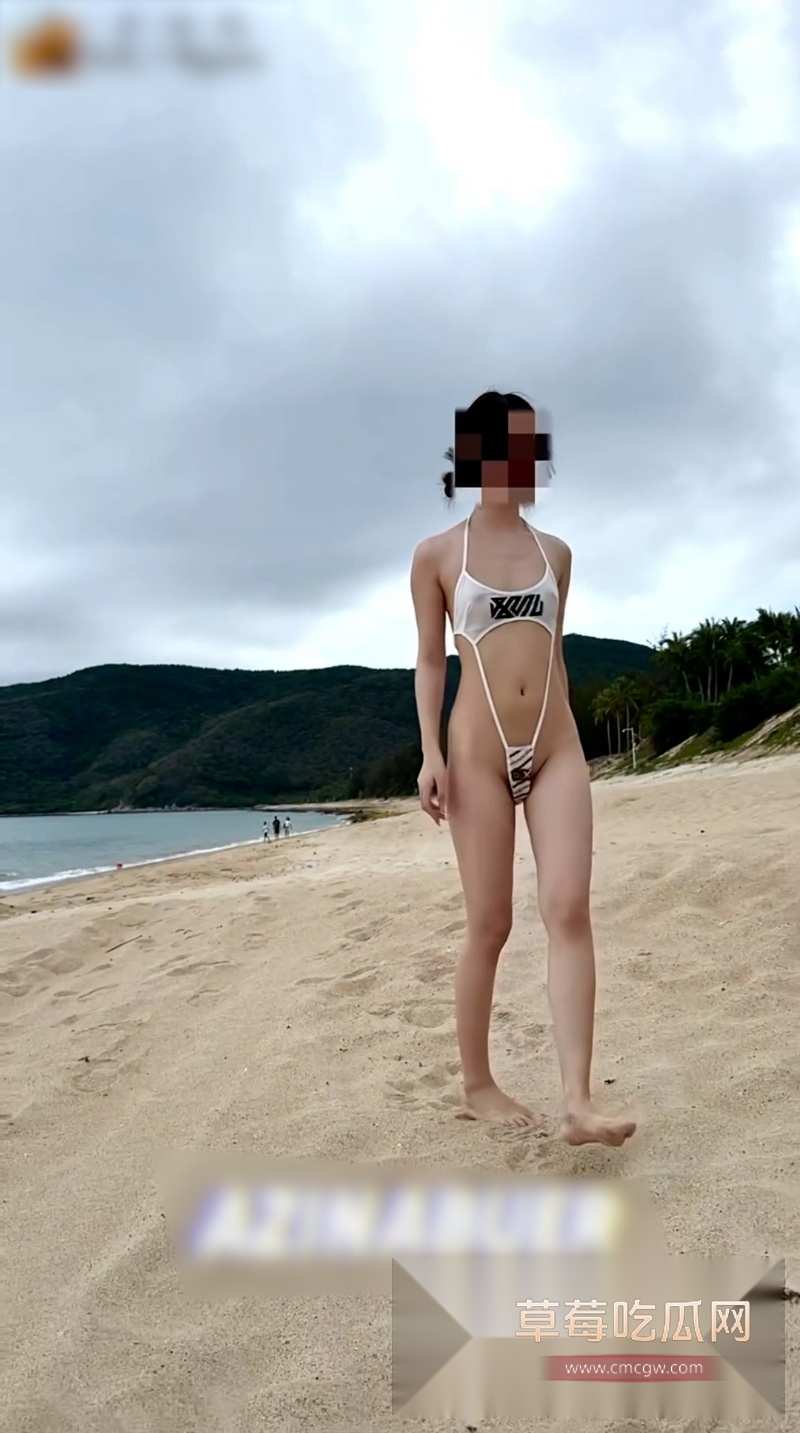 黑胶带限定连体泳装 5