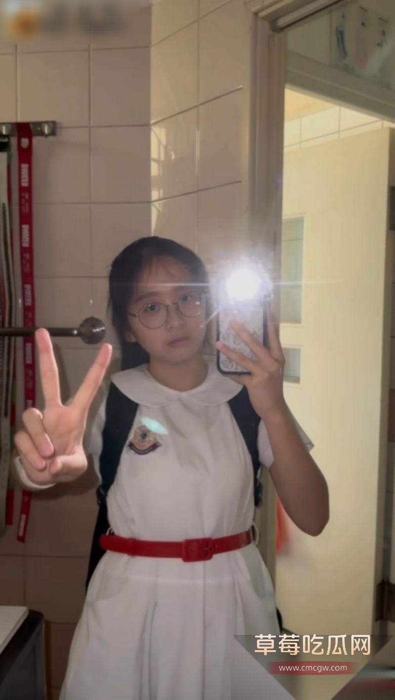 香港学生妹朱双双不雅视频流出 17